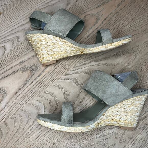 New! DV by Dolce Vita Praiya Faux Suede Espadrille Wedge Sandals Olive Women’s 7 - Picture 7 of 11